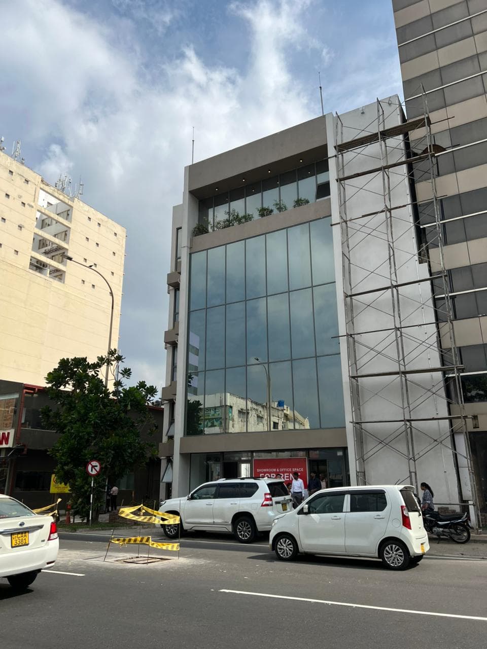 Simon Hewavitharana — Colombo 03